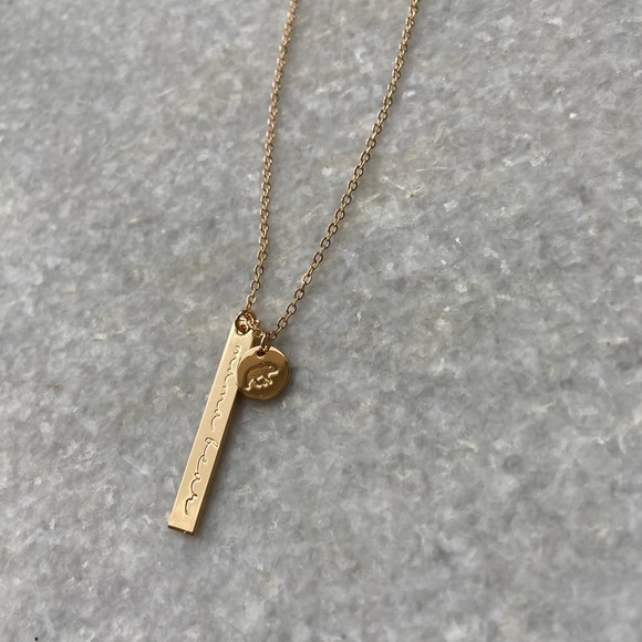 Mama bear bar and disk necklace - Picture 4 of 5